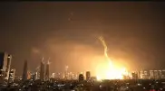 Иран нанес массированный ответный удар по Израилю, выпустив более сотни баллистических ракет