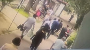 Ловкость рук карманника показали на видео в Алматы