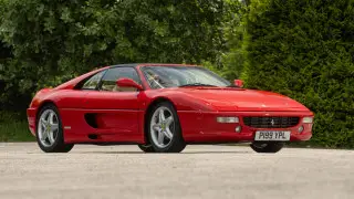 Ferrari Джереми Кларксона выставили на аукцион