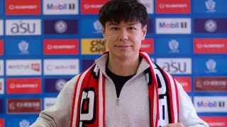 Футболист променял Европу на Казахстан после возвращения из опалы