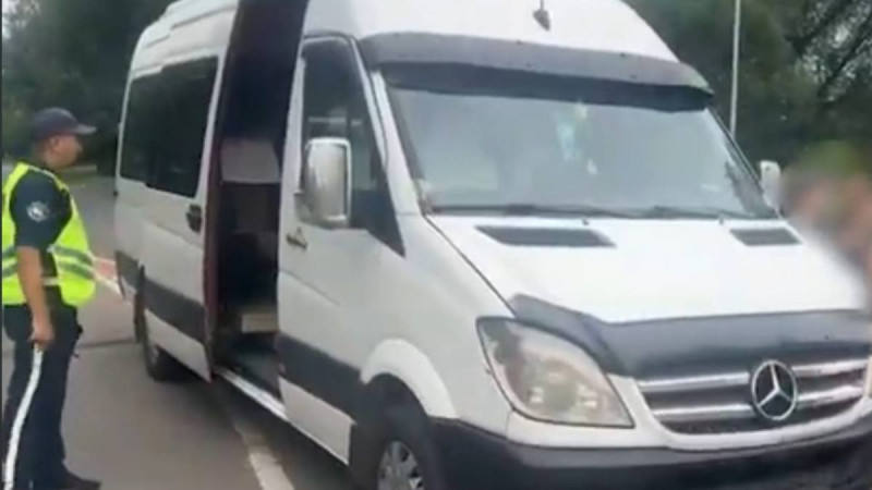 Кадры из видео