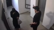 Жестокое избиение девушки у лифта попало на видео в Атырау