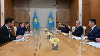 Токаев встретился с главой ЕБРР
