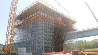 В Павлодаре строят уникальный мост через Иртыш. Работы в активной фазе  