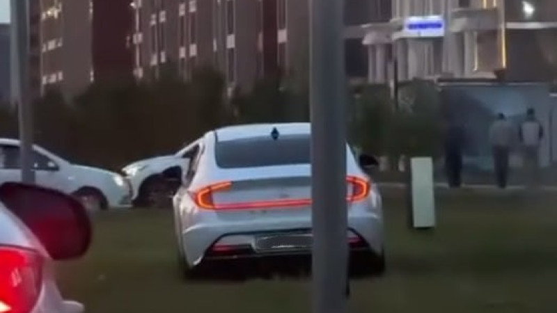 Кадры из видео