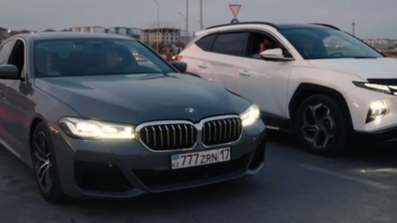 Кадры из видео