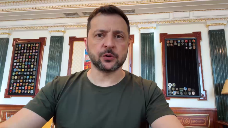 Кадр из видео: t.me/V_Zelenskiy_official