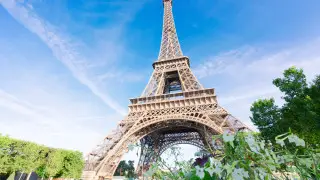 Три лайфхака для комфортного посещения Эйфелевой башни