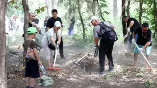 В Алматы прошел масштабный субботник