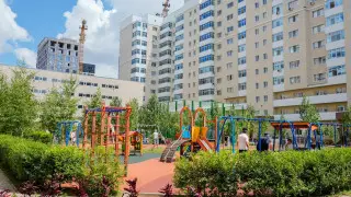 Более 30 дворов и общественных пространств обновили в Астане ко Дню столицы