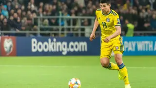 Лидер сборной Казахстана по футболу может покинуть “Бешикташ“