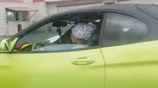 “Бабушку-модницу“ на спорт-купе засняли на дорогах Алматы