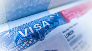 Кыргызстанцам сократили срок неиммиграционных виз в США