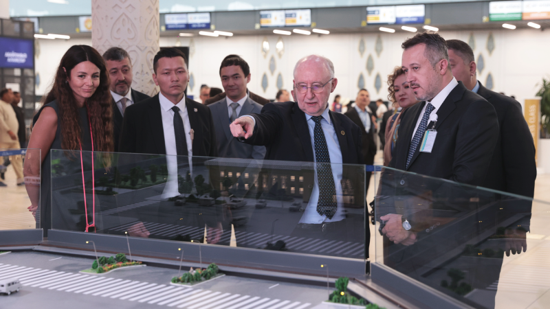 Фото: Международный аэропорт Алматы