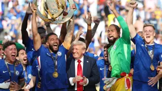 Трамп назвал лучшего футболиста в истории и решил переименовать игру