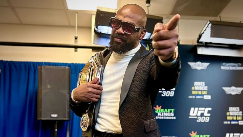 Фото: instagram.com/jonnybones/