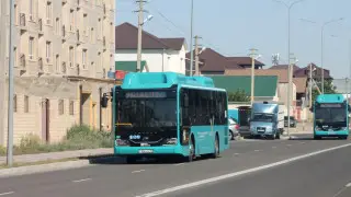 Водители автобусов в Актау отказались выходить на маршруты