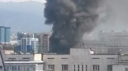 Черный дым от пожара в центре Алматы встревожил горожан