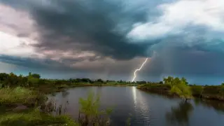 Жара, буря и град: что синоптики рассказали о погоде в Казахстане