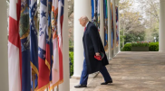 Трамп отбивается от вопросов про Эпштейна и переводит внимание на Билла Клинтона
