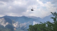 Пожар в Аксайском ущелье: к тушению подключили вертолёт Ми-8
