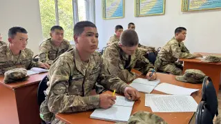 В Казахстане введут новый формат срочной службы