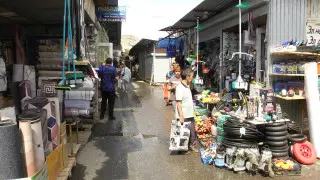 Сносить не строить: в Костанае закрывают старейший рынок