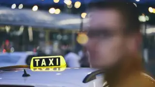 Американка заявила о домогательствах в Казахстане: “Таксист схватил меня за интимное место“