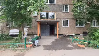 Женщина выбросила из окна двоих детей и прыгнула сама в Павлодаре