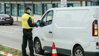 Германия выслала большинство нелегалов после ужесточения контроля на границах