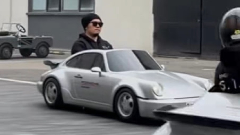 Кадры из видео