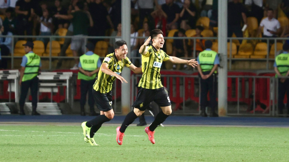 Фото: instagram.com/f.c.kairat/