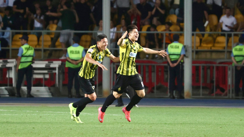 Фото: instagram.com/f.c.kairat/