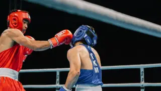 Разгром и нокаут: казахстанец завоевал медаль чемпионата Азии