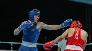 Бой Казахстан - Туркменистан завершился избиением с нокдауном