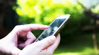 “Дочь попала в ДТП“: звонок неизвестных обошёлся казахстанке в миллионы