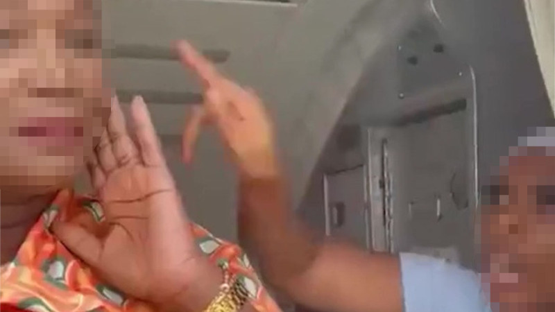 Кадр из видео Tik Tok/DailyMail