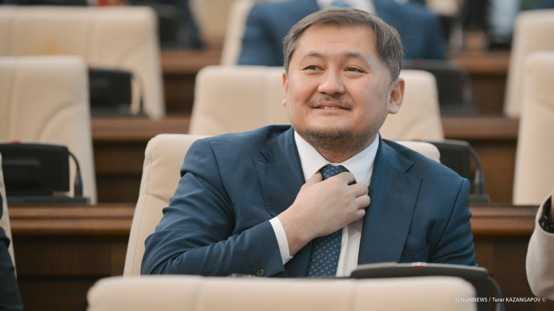 Я сам ходил в шортах в университет - Саясат Нурбек о дресс-коде студентов