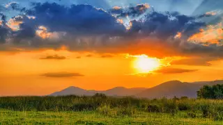 Солнце и гроза: контрастная погода накроет Астану и Алматы