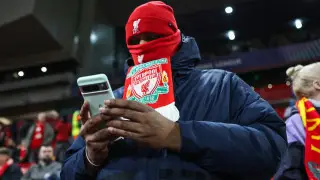 Человек с инвалидностью пожизненно лишён доступа на стадион из-за расизма