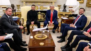 “Украине нет места в НАТО“. Трамп и Зеленский ответили на вопросы на встрече в Белом доме