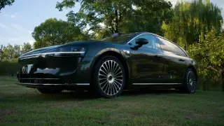 Новый универсал от Huawei стал хитом: 20 тысяч предзаказов за сутки