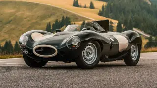 Редчайший Jaguar D-Type выставлен на аукцион после 30 лет хранения