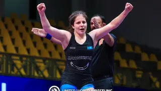 Казахстанка завоевала бронзовую медаль ЧМ по женской борьбе