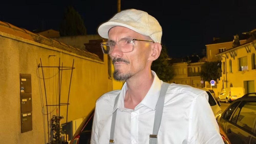Смерть популярного стримера в прямом эфире расследуют во Франции