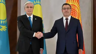 Президент Кыргызстана: Мы с особым уважением относимся к казахскому народу