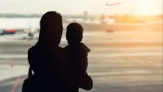 Пассажирка с младенцем сорвала рейс Актау - Шымкент: ей грозит до 5 лет