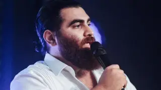 В России задержали “ненавидящего женщин“ блогера Арсена Маркаряна