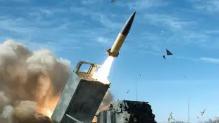 США не разрешают Украине наносить удары по России дальнобойным оружием