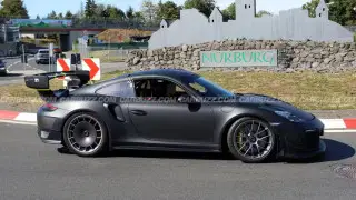 Необычный прототип Porsche 911 заметили на Нюрбургринге